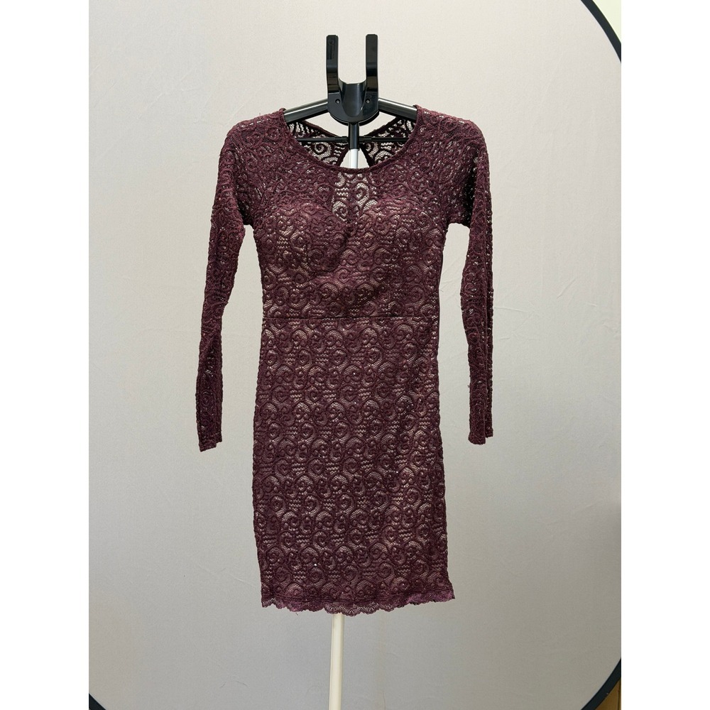 Sequin Hearts Burgundy Lace Backless Dress Women's Size 5‎